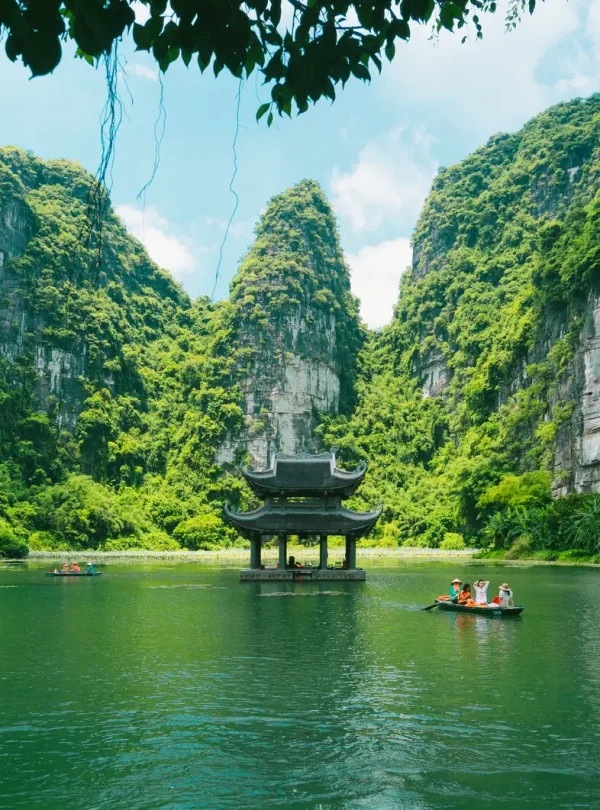 934fdpg0xqo77nk7w7xc14i6ia0s_shutterstock_1714608091 (1)